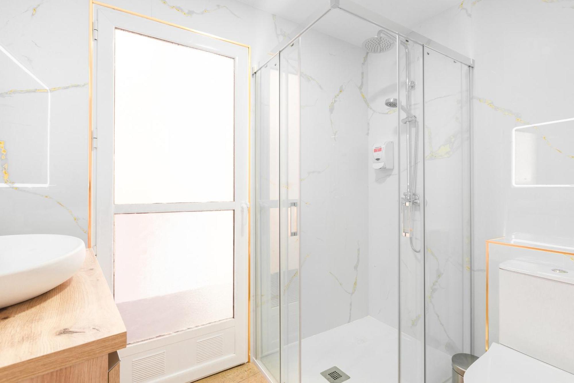 Ferienwohnung Puerta Del Centro Málaga Exterior foto